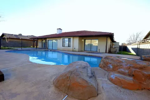 43512 Sierra Vista Dr, Lancaster, CA 93536 photo 64