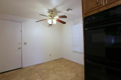 43512 Sierra Vista Dr, Lancaster, CA 93536 photo 42