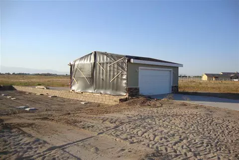 8345 Avenue D12 W, Lancaster, CA 93536 photo 1