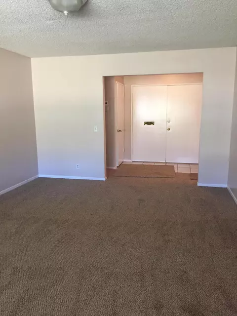 45064 Kingtree Ave, Lancaster, CA 93534 photo 5