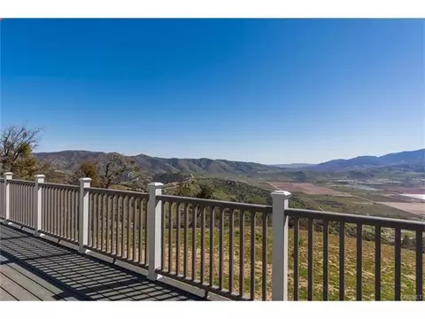 28300 Skyline Dr, Tehachapi, CA 93561 photo 7