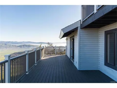 28300 Skyline Dr, Tehachapi, CA 93561 photo 4