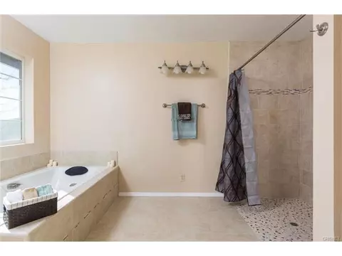 28300 Skyline Dr, Tehachapi, CA 93561 photo 18