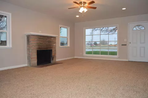 44315 Beech Ave, Lancaster, CA 93534 photo 4