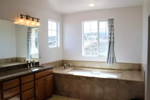 36540 Edgewater Rd, Palmdale, CA 93550 photo 34