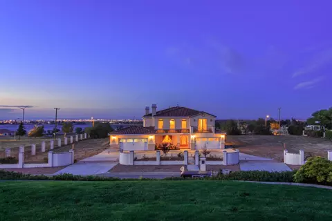 547 Heritage, Palmdale, CA 93550 photo 8