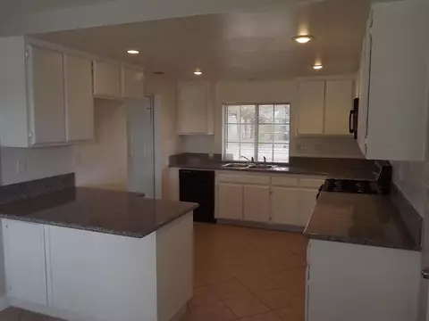40722 169th St E, Lancaster, CA 93535 photo 9