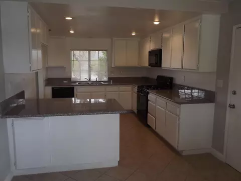 40722 169th St E, Lancaster, CA 93535 photo 8