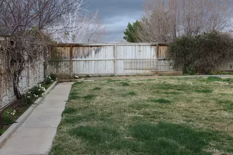1907 Upper Ct, Palmdale, CA 93550 photo 42