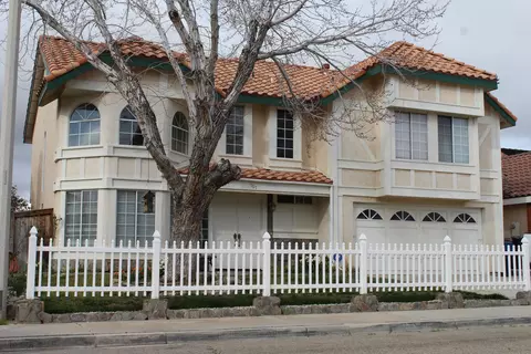 1907 Upper Ct, Palmdale, CA 93550 photo 4