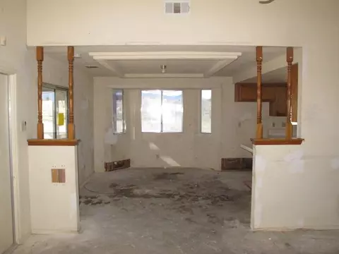11576 Montara Rd, Phelan, CA 92371 photo 13