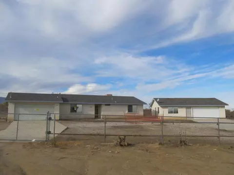 11576 Montara Rd, Phelan, CA 92371 photo 1