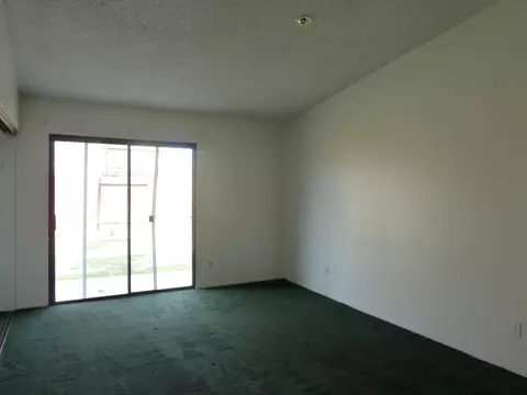 4533 Table Mountain Rd, Palmdale, CA 93552 photo 5