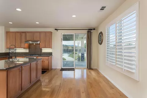 41463 Alexo Dr, Lancaster, CA 93536 photo 9