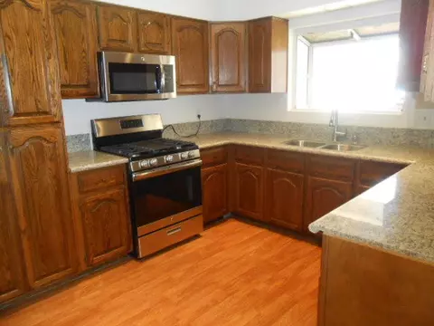 44525 Tabler St, Lancaster, CA 93535 photo 3
