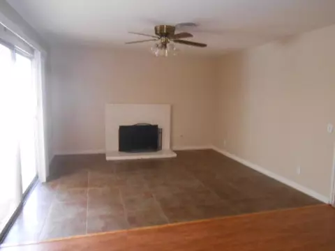 44525 Tabler St, Lancaster, CA 93535 photo 4