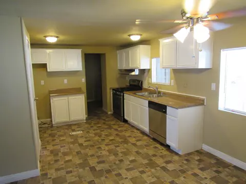 2121 Avenue I E # SP2, Lancaster, CA 93535 photo 17