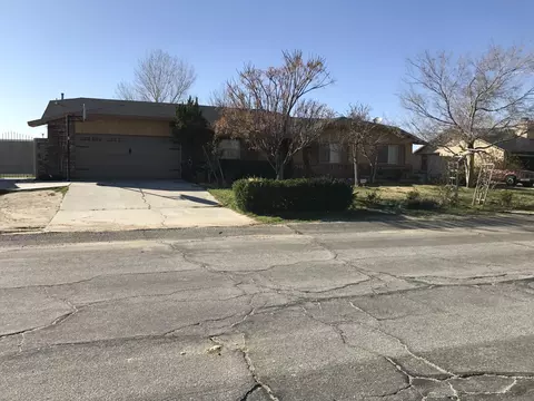 40521 Fieldspring, Lancaster, CA 93535 photo 1