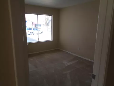 44036 Gingham Ave, Lancaster, CA 93535 photo 7