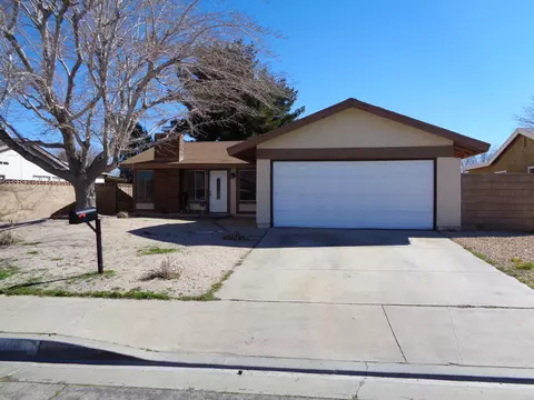 44036 Gingham Ave, Lancaster, CA 93535 photo 1