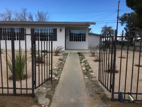 1659 Avenue Q6 Ave E, Palmdale, CA 93550 photo 2