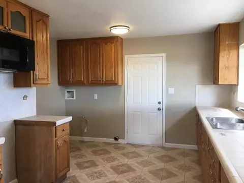 1659 Avenue Q6 Ave E, Palmdale, CA 93550 photo 6