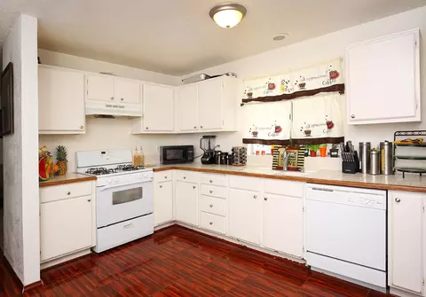 4750 Katrina Pl, Palmdale, CA 93552 photo 6