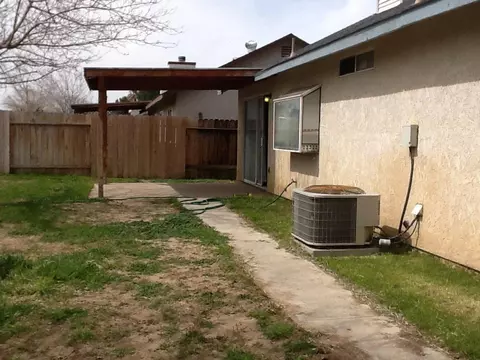 744 Trixis Ave, Lancaster, CA 93534 photo 27