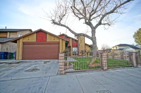 37527 48th St E, Palmdale, CA 93552 photo 3