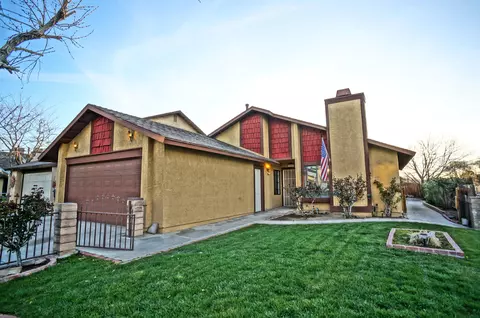 37527 48th St E, Palmdale, CA 93552 photo 1