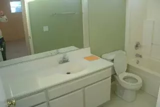 1540 Avenue J5 E, Lancaster, CA 93535 photo 3