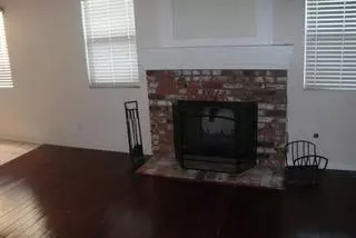 1540 Avenue J5 E, Lancaster, CA 93535 photo 4