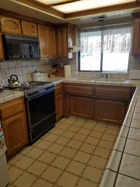 19832 Cross Way, Tehachapi, CA 93561 photo 6