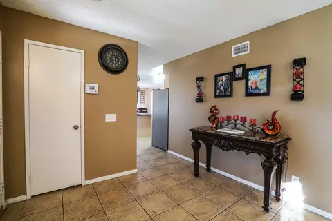 37648 27th St E, Palmdale, CA 93550 photo 9