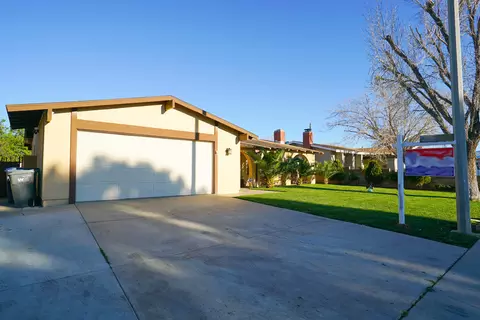 37648 27th St E, Palmdale, CA 93550 photo 3
