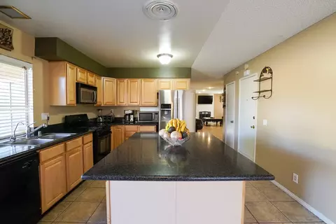 37648 27th St E, Palmdale, CA 93550 photo 13