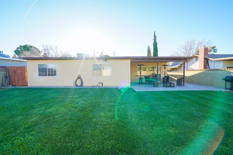 37648 27th St E, Palmdale, CA 93550 photo 23