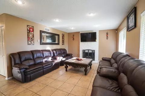 37648 27th St E, Palmdale, CA 93550 photo 8