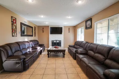 37648 27th St E, Palmdale, CA 93550 photo 6