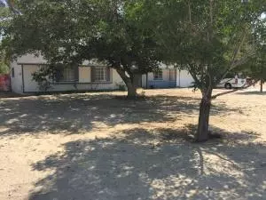17105 Valeport Ave, Lancaster, CA 93535 photo 2