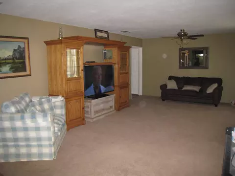 37406 96th St E, Littlerock, CA 93543 photo 2