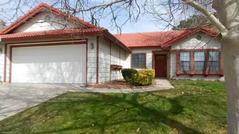 43152 11th St E, Lancaster, CA 93535 photo 1