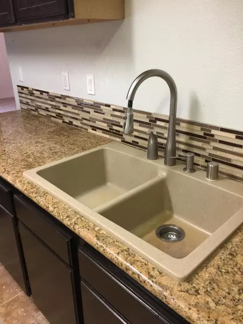 41053 179th St E, Lancaster, CA 93535 photo 2