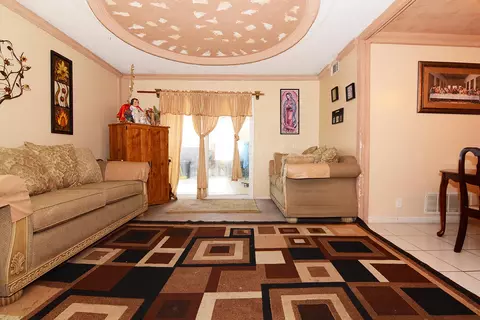 43608 Picaso St, Lancaster, CA 93535 photo 5
