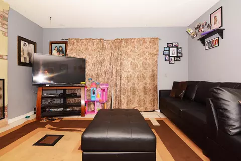 43608 Picaso St, Lancaster, CA 93535 photo 17