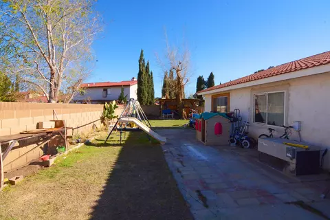 43608 Picaso St, Lancaster, CA 93535 photo 25