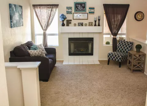 3237 Mesa Ct, Rosamond, CA 93560 photo 3