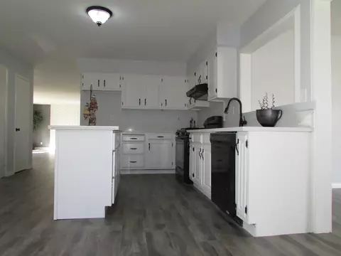37642 27th St E, Palmdale, CA 93550 photo 7