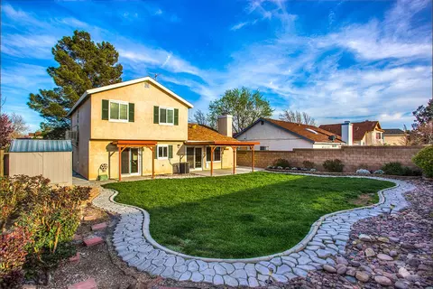 45105 Biscay Ave, Lancaster, CA 93535 photo 21