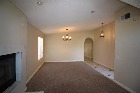 1304 Lightcap St, Lancaster, CA 93535 photo 5